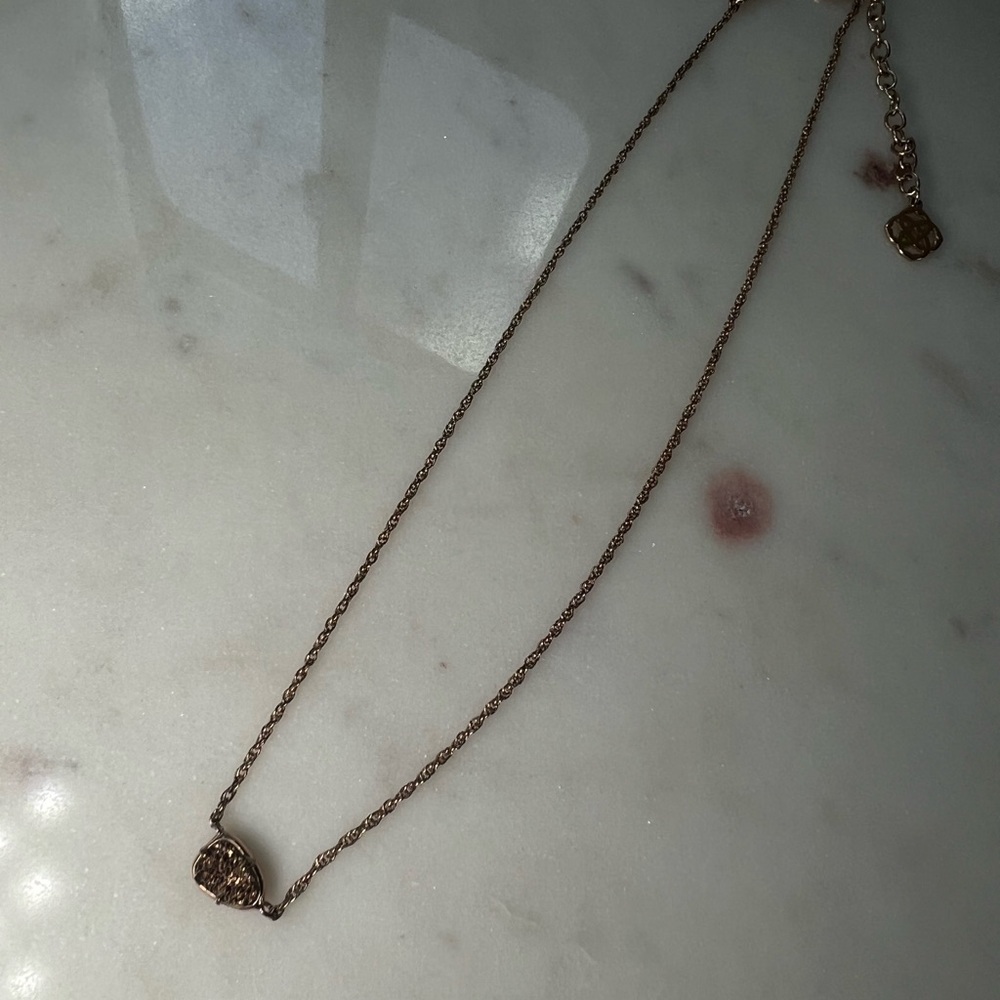 Elegant Gold Kendra Scott Necklace